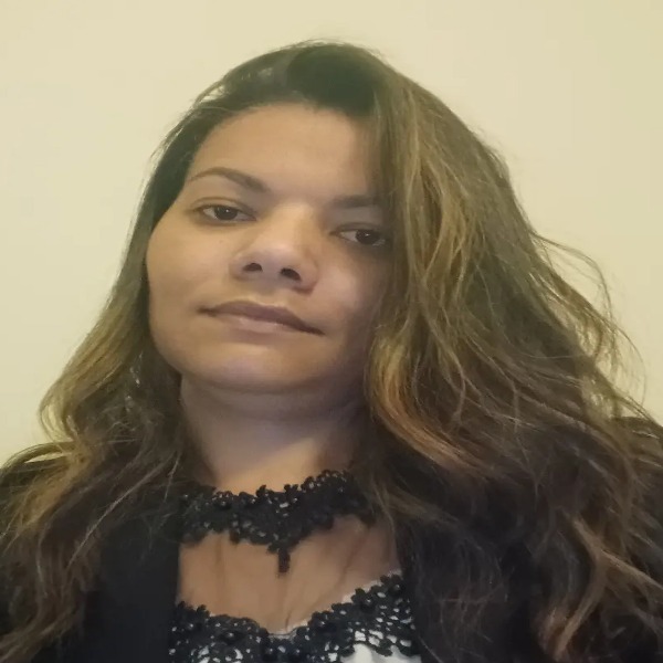 Viviane Marques